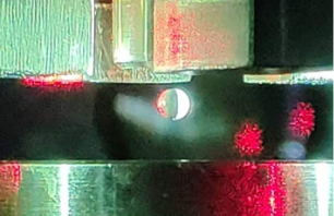 RBF网络在静电悬浮位置控制中的研究